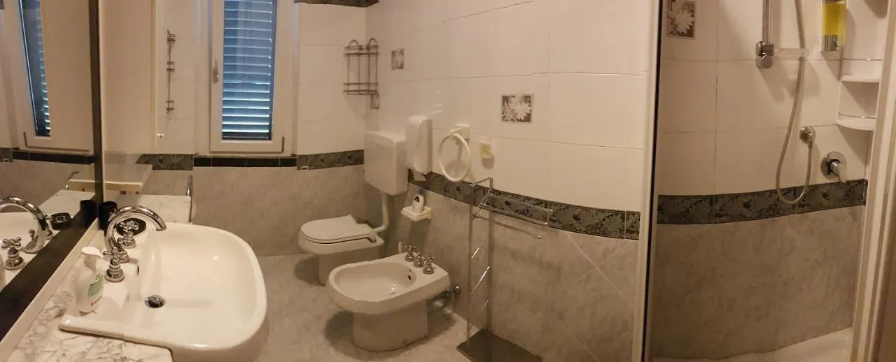 Queen Elizabeth B&B - Affittacamere Argenta